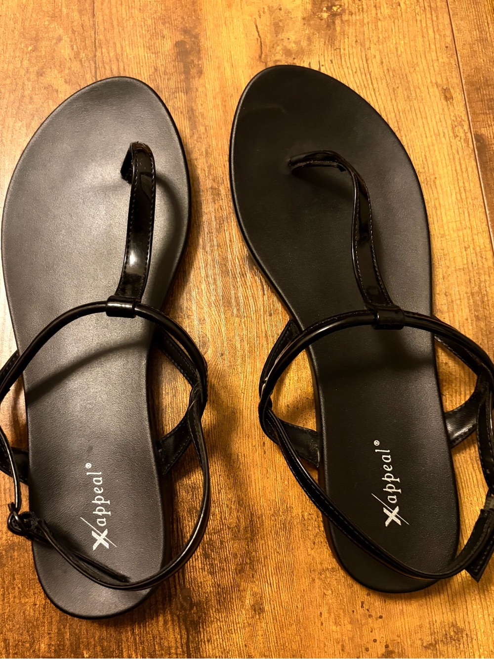 Xappeal Black Patent Leather T-Strap Sandals